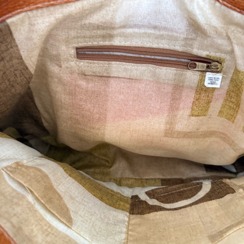 Leather floral crossbody bag - Picture 9 of 10